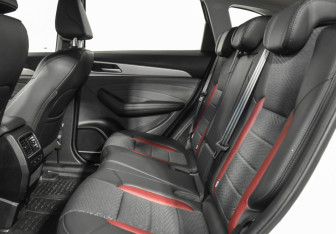 Подержанный автомобиль Haval F7 2023 года (19 фото)