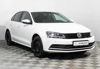 Подержанный автомобиль Volkswagen Jetta Sedan 2016 года (3 фото)