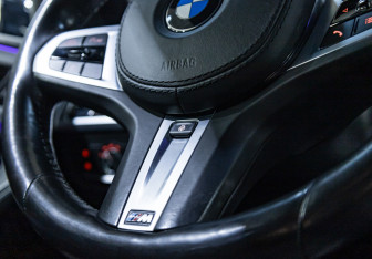 Подержанный автомобиль BMW X4 2019 года (15 фото)