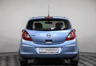 Подержанный автомобиль Opel Corsa 2013 года (6 фото)