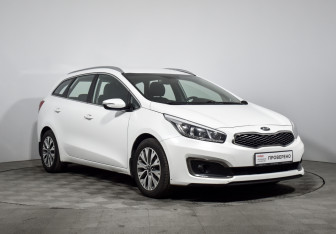 Подержанный автомобиль Kia Ceed Wagon 2017 года (3 фото)