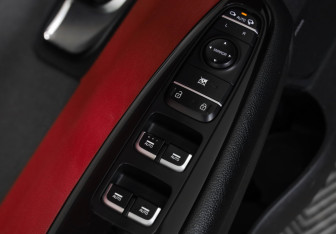 Подержанный автомобиль Kia Optima Sedan 2018 года (24 фото)