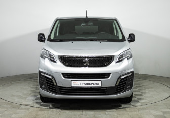 Подержанный автомобиль Peugeot Traveller 2019 года (2 фото)