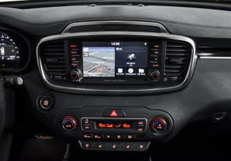 Подержанный автомобиль Kia Sorento 2018 года (17 фото)