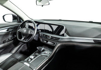 Подержанный автомобиль Changan CS75PLUS 2023 года (9 фото)