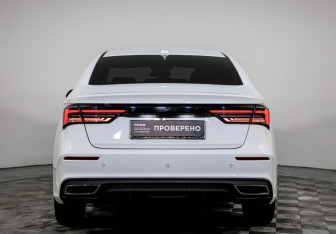 Подержанный автомобиль Omoda S5 2023 года (6 фото)