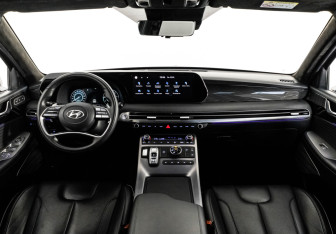 Подержанный автомобиль Hyundai Palisade 2022 года (13 фото)