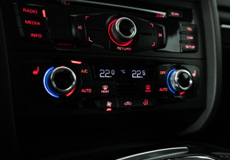 Подержанный автомобиль Audi A5 Coupe 2015 года (16 фото)