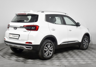 Подержанный автомобиль Chery Tiggo 4 2022 года (5 фото)