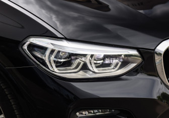 Подержанный автомобиль BMW X3 2020 года (11 фото)