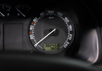 Подержанный автомобиль Skoda Octavia Liftback 2007 года (11 фото)