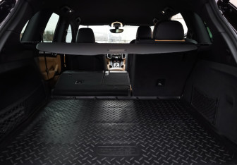 Подержанный автомобиль Porsche Cayenne 2014 года (36 фото)