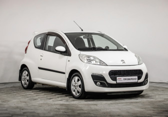 Подержанный автомобиль Peugeot 107 2012 года (3 фото)
