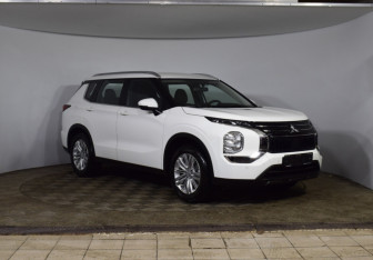 Новый Mitsubishi Outlander 2023 (3 фото)