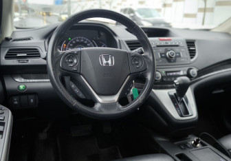 Подержанный автомобиль Honda CR-V 2014 года (13 фото)