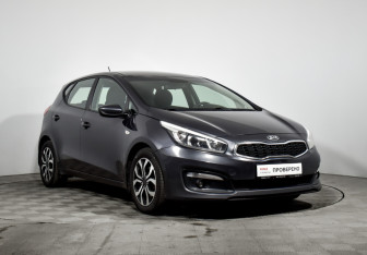 Подержанный автомобиль Kia Ceed Hatchback 2016 года (3 фото)