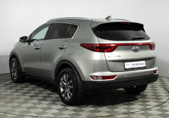 Подержанный автомобиль Kia Sportage 2017 года (7 фото)