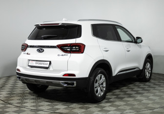 Подержанный автомобиль Chery Tiggo 4 Pro 2024 года (5 фото)