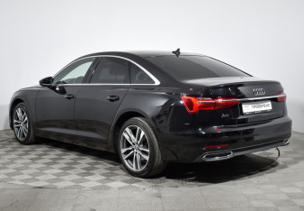 Подержанный автомобиль Audi A6 Sedan 2020 года (7 фото)