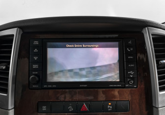 Подержанный автомобиль Jeep Grand Cherokee 2008 года (18 фото)