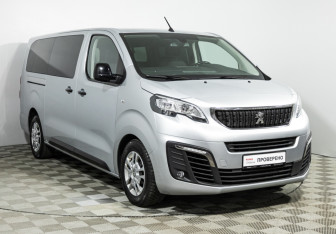Подержанный автомобиль Peugeot Traveller 2021 года (3 фото)