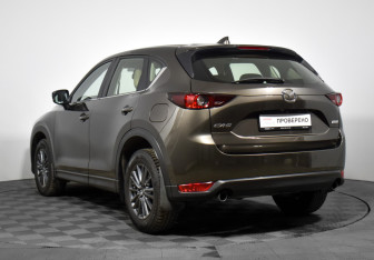 Подержанный автомобиль Mazda CX-5 2019 года (7 фото)
