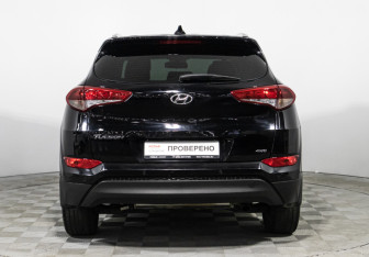 Подержанный автомобиль Hyundai Tucson 2017 года (6 фото)