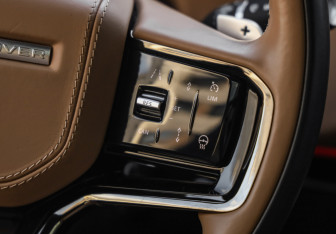 Подержанный автомобиль Land Rover Range Rover Sport 2022 года (15 фото)