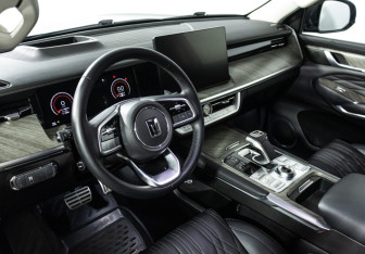 Подержанный автомобиль Tank 500 2023 года (11 фото)