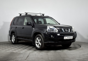 Подержанный автомобиль Nissan X-Trail 2008 года (3 фото)