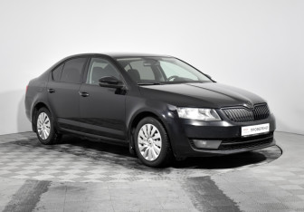Подержанный автомобиль Skoda Octavia Liftback 2014 года (3 фото)