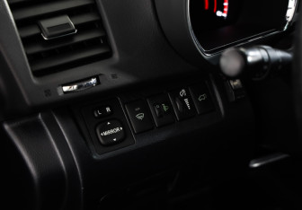 Подержанный автомобиль Toyota Highlander 2011 года (22 фото)