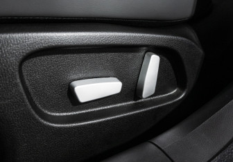 Подержанный автомобиль Kaiyi E5 2023 года (18 фото)