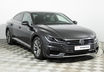Подержанный автомобиль Volkswagen Arteon 2018 года (3 фото)