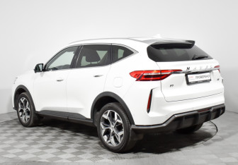 Подержанный автомобиль Haval F7 2022 года (7 фото)