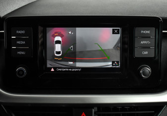 Подержанный автомобиль Skoda Rapid Liftback 2020 года (18 фото)