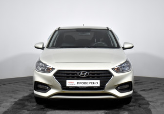 Подержанный автомобиль Hyundai Solaris Sedan 2017 года (2 фото)