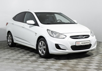 Подержанный автомобиль Hyundai Solaris Sedan 2013 года (3 фото)