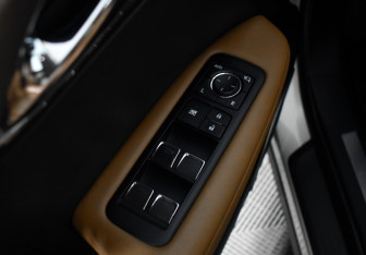 Подержанный автомобиль Lexus RX 2019 года (11 фото)