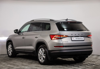 Подержанный автомобиль Skoda Kodiaq 2021 года (7 фото)