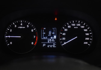 Подержанный автомобиль Hyundai Creta 2017 года (20 фото)