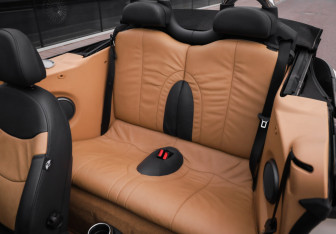 Подержанный автомобиль MINI Cabrio 2006 года (27 фото)