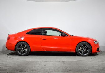 Подержанный автомобиль Audi A5 Coupe 2014 года (4 фото)