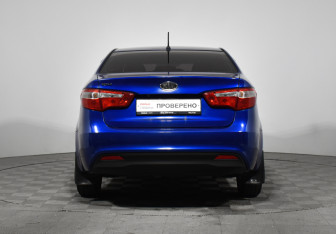 Подержанный автомобиль Kia Rio Sedan 2012 года (6 фото)