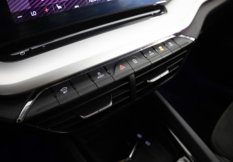 Подержанный автомобиль Skoda Octavia Liftback 2020 года (14 фото)