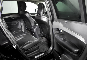 Подержанный автомобиль Volvo XC90 2018 года (12 фото)