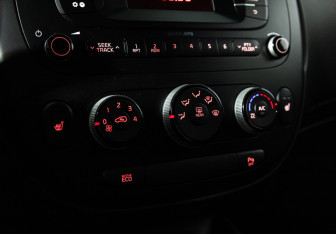 Подержанный автомобиль Kia Soul 2015 года (15 фото)