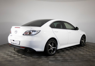 Подержанный автомобиль Mazda 6 Sedan 2012 года (5 фото)