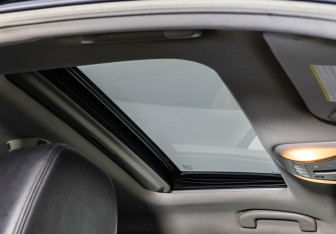 Подержанный автомобиль Infiniti M Sedan 2012 года (29 фото)