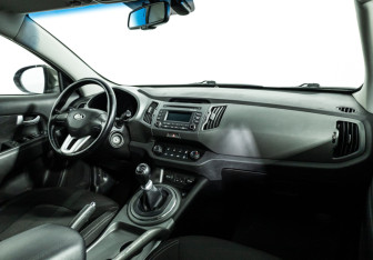 Подержанный автомобиль Kia Sportage 2015 года (9 фото)
